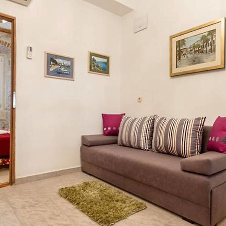 Apartments Emperor Oasis Сплит Екстериор снимка
