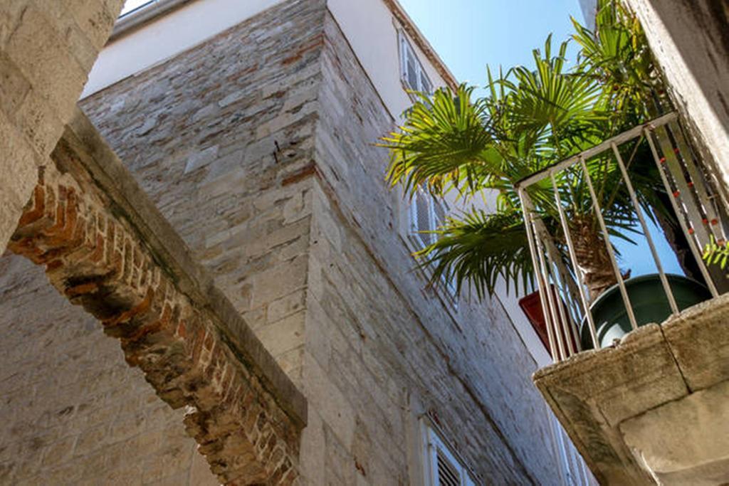 Apartments Emperor Oasis Сплит Екстериор снимка
